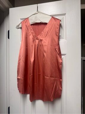 SHEIN Coral Satin V-Neck Camisole Tank
